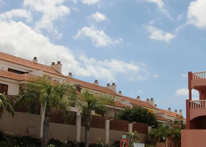 Marola Park 아파트 *