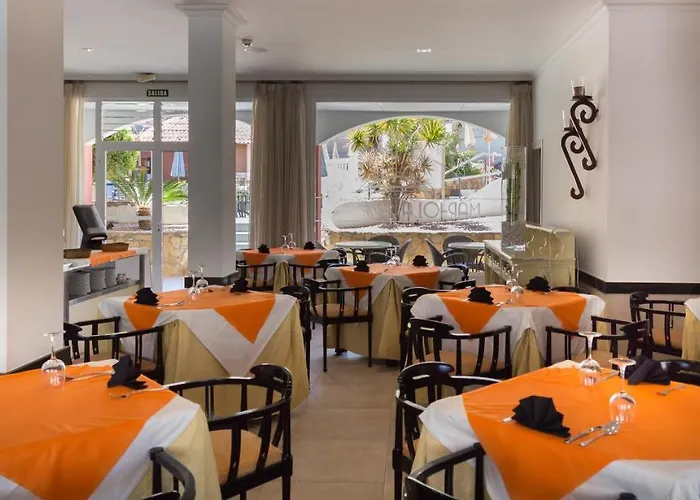 Marola Park 아파트 *