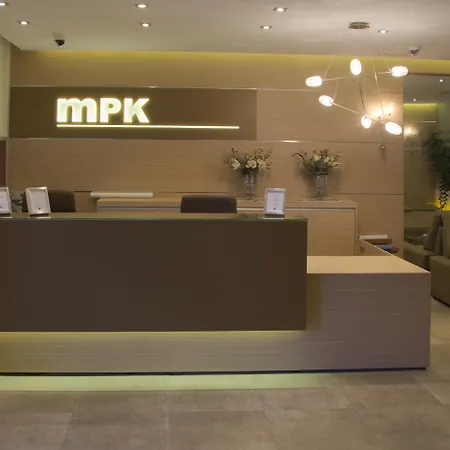 Marola Park Apartment *