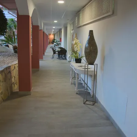 Marola Park Apartamento *