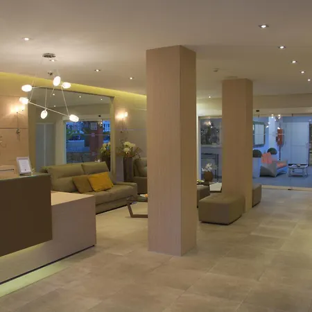 Marola Park Апартаменты *