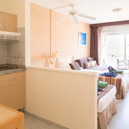Marola Park Apartment *
