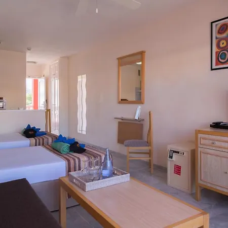 Апартаменты Marola Park *