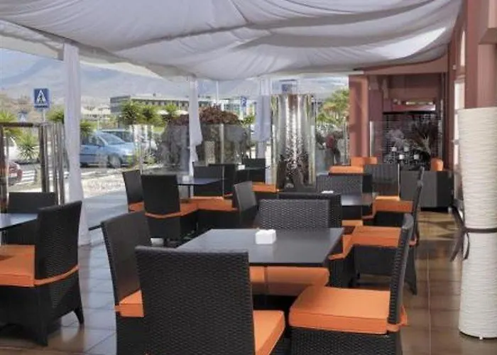 Marola Park Apartament *