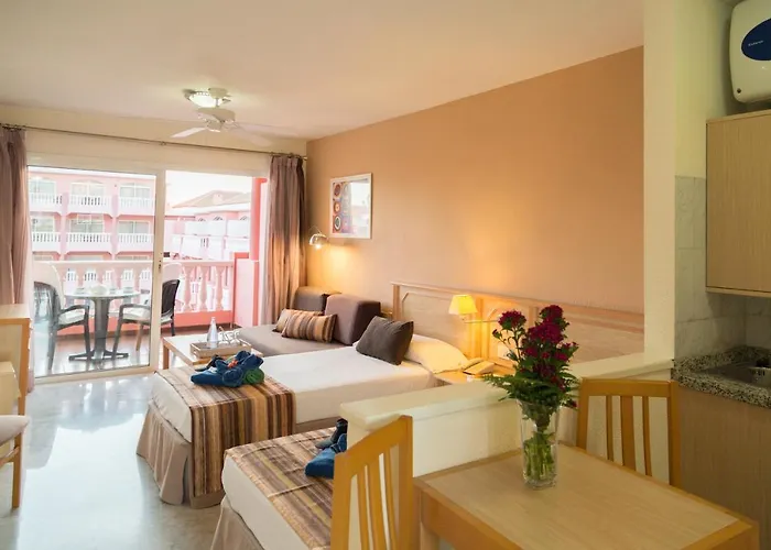 Marola Park Apartament *